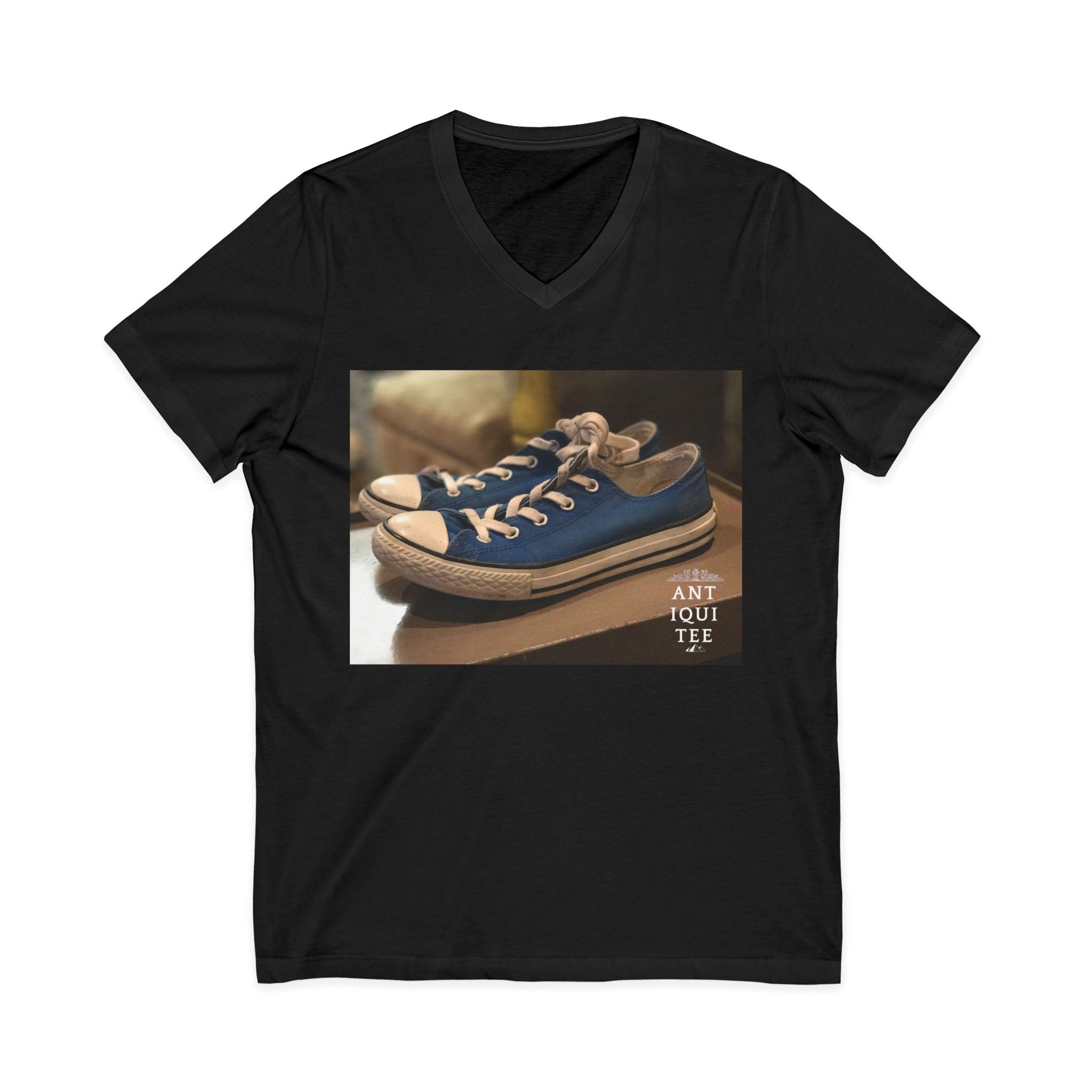 Low Top Swag - Unisex Jersey Short Sleeve V-Neck Tee