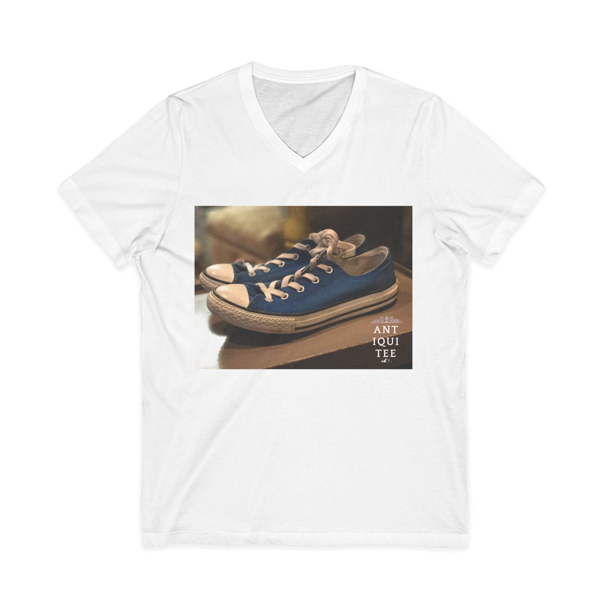 Low Top Swag - Unisex Jersey Short Sleeve V-Neck Tee